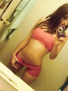 Selfies of amateur girls in underwear