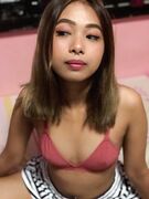 Small-titted Asian slut's selfies and BJ pics