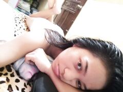 Nudes of amateur Asian babe with braces