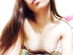 Naked in bed taking selfies Asian college girl