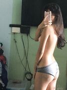 Stunning Asian girl and her amazing naked body