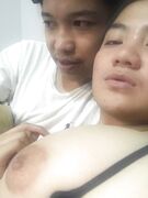 Leaked private photos of a busty filipina and her boyfriend