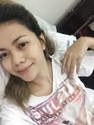 Amateur girl from Philippines in underwear and naked