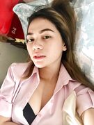 Amateur girl from Philippines in underwear and naked