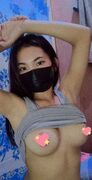 Sexy Asian amateur teen's naked photos