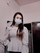 Sexy Asian amateur teen's naked photos