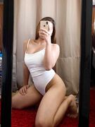 Nudes of an Asian chick with big booty and nice tits