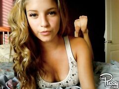 Amateur feet photo collection, young girls edition