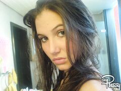 Private photos of a stunning young brunette