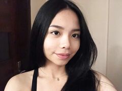 Topless selfies of a Filipina teen girlfriend