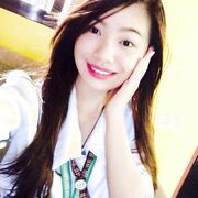 Horny Asian babe poses naked in the toilet